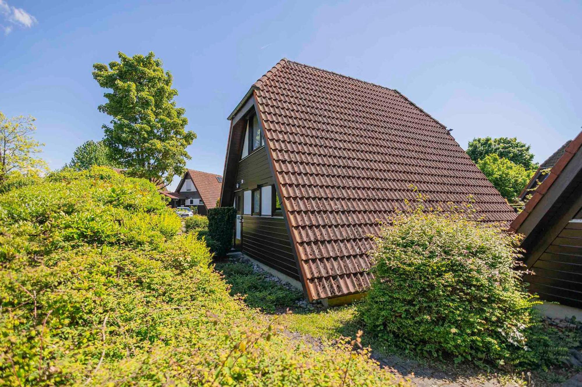 Ferienwohnpark Immenstaad Am Bodensee Nurdachhaus Typ 8 Ndt 099 Exterior photo